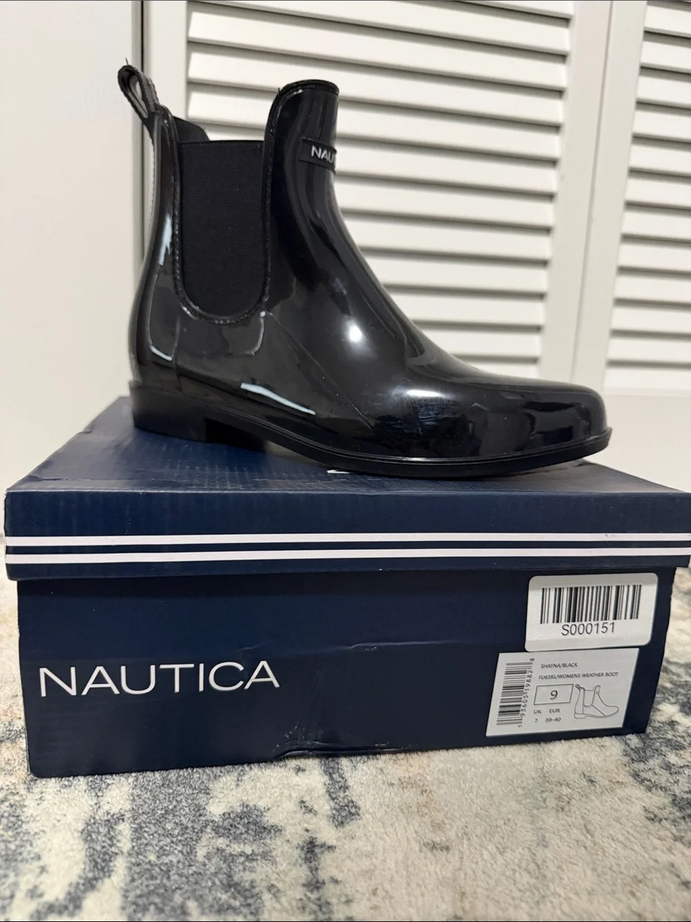 Nautica Patent Black Chelsea Rain Boot size 9